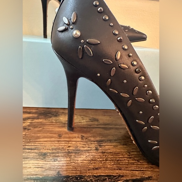 Coach prairie rivet eagerly 4” studded pumps size 6.5 - Picture 8 of 15